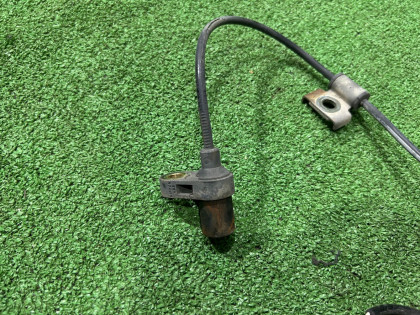 Sensor ABS delantero izquierdo SUBARU LEGACY OEM 27540AE010 BE5 2000 EJ206 AT