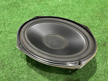 Subwoofer SUBARU LEGACY OEM 86301AE230 BE5 2000