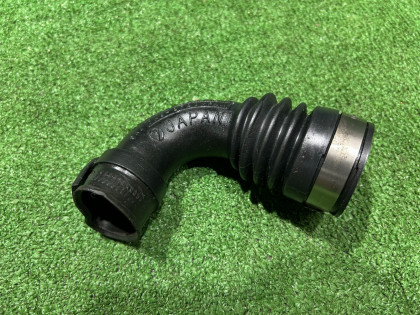 ท่ออินเตอร์คูลเลอร์ правый SUBARU LEGACY OEM 14462AA081 BE5 BH5 2000 EJ206 AT