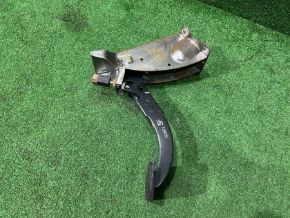 สวิตช์แป้นเบรก 83311AA011 36015GA120 36013AE080 SUBARU LEGACY