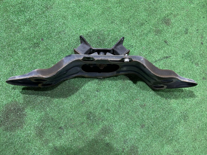 Балка акпп 41022AE120, 41011AE000 SUBARU LEGACY