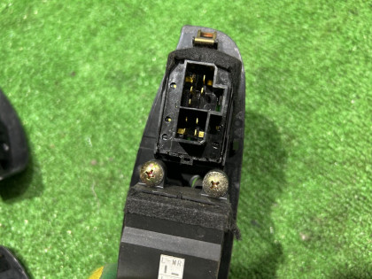 Window control module черный SUBARU LEGACY OEM 83071AE080, 83071AE040 BEE BHE BE5 BE9 BH5 BH9 2002 EZ30 AT