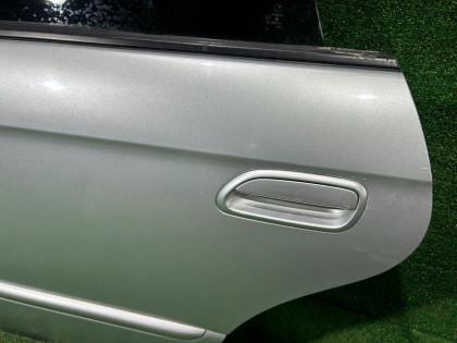 Porta traseira esquerda SUBARU LEGACY OEM 60400AE410 BEE BE9 BE5 2002 SILVER 01G
