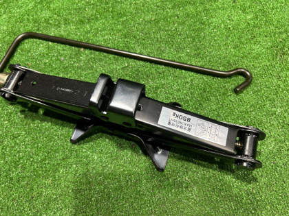 千斤顶 SUBARU LEGACY OEM 97030FA070 BEE 2002