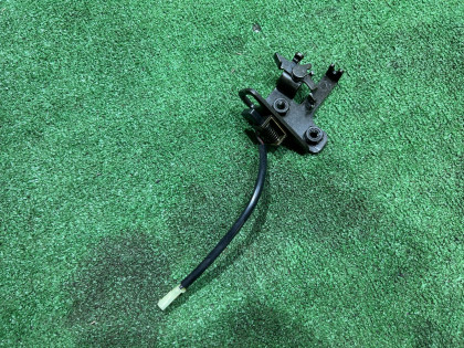 กลอนล็อกฝากระโปรงท้าย 57534AC011 SUBARU LEGACY