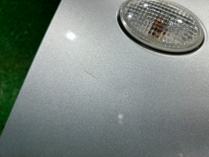 Guarda-lamas dianteiro direito SUBARU LEGACY OEM 57120AE001 BEE BHE BE5 BE9 BH5 BH9 2002 SILVER 01G