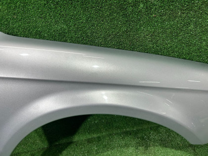 Guarda-lamas dianteiro direito SUBARU LEGACY OEM 57120AE001 BEE BHE BE5 BE9 BH5 BH9 2002 SILVER 01G