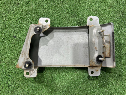 Embellecedor bajo el piloto trasero izquierdo SUBARU LEGACY OEM 51473AE011 BEE BE9 BE5 2002 SILVER 01G