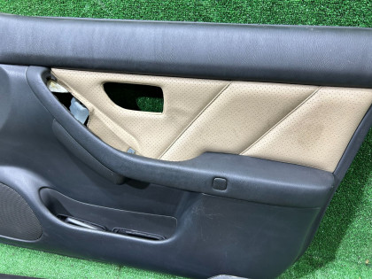 Door trim panels кожа SUBARU LEGACY OEM 94211AE180ML, 94211AE190ML, 94220AE760ML, 94220AE770ML BEE BHE BE5 BE9 BH5 BH9 2002 SILVER 01G