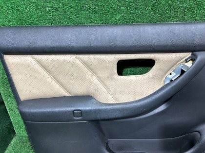 Door trim panels кожа SUBARU LEGACY OEM 94211AE180ML, 94211AE190ML, 94220AE760ML, 94220AE770ML BEE BHE BE5 BE9 BH5 BH9 2002 SILVER 01G
