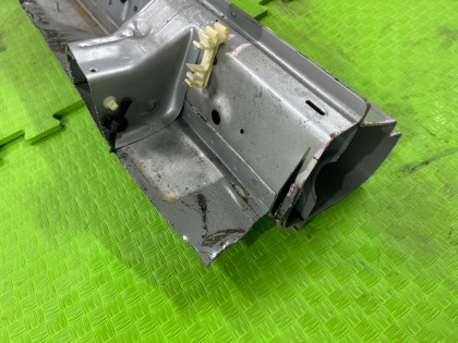 Painel inferior lateral direito SUBARU LEGACY OEM 51415AE021 BEE BHE BE5 BE9 BH5 BH9 2002 SILVER 01G