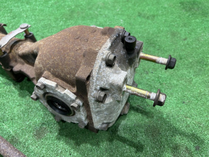 デファレンシャル 4.111 SUBARU LEGACY OEM 27011AA343 BEE BHE BE5 BE9 BH5 BH9 2002 EZ30 AT