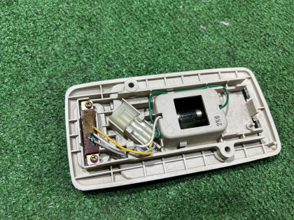 Плафон салона центральный SUBARU LEGACY OEM 84601AE000GF BEE 2003 EZ30 AT