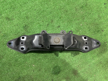 คานรองเกียร์ 41022AE121 41021AC381 SUBARU LEGACY