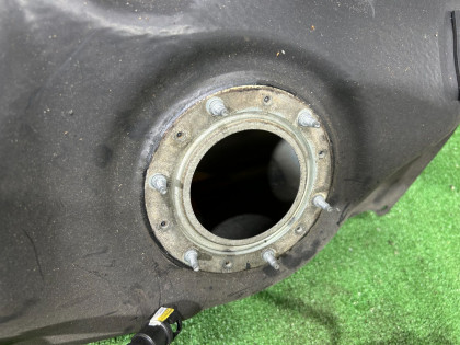 油箱 вмятина SUBARU LEGACY OEM 42012AG012 BL9 BL5 BLE 2008 EJ253 AT