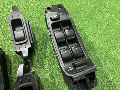 パワーウィンドウ制御ユニット SUBARU LEGACY OEM 83071AG090 83071AG040 BL9 BL5 BLE 2008 EJ253 AT