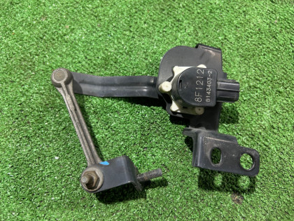 Sensor dianteiro de nivelamento dos faróis 84021AG000 SUBARU LEGACY