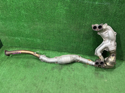 触媒 FCSA7 RCAK9 44620AA740, 44620AB720 SUBARU LEGACY