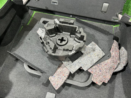 后备箱饰板 SUBARU LEGACY OEM 94511AG030 94511AG040 94514AG000 94511AG050 BL9 BL5 BLE 2008 SILVER C6Z