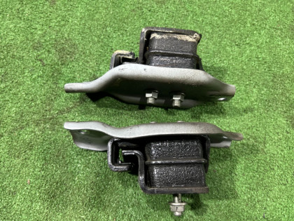 发动机支座 SUBARU LEGACY OEM 41022FA000 41031AA110 41031AA120 BL9 BL5 BLE 2008 EJ253 AT