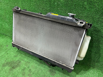 Radiador do motor SUBARU LEGACY OEM 45119AG000 BL9 BL5 BLE 2008 EJ253 AT