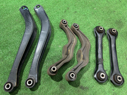 リアアーム SUBARU LEGACY OEM 20250AE010 20250AE000 20250AE020 20250AE040 BL9 BL5 BLE 2008 EJ253 AT