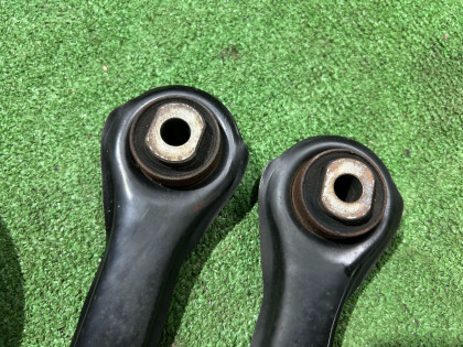 リアアーム SUBARU LEGACY OEM 20250AE010 20250AE000 20250AE020 20250AE040 BL9 BL5 BLE 2008 EJ253 AT