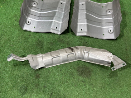 แผ่นกันความร้อนท่อไอเสีย SUBARU LEGACY OEM 59024AG071 59024AG061 59024AG002 BL9 BL5 BLE 2008 EJ253 AT