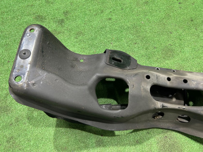 Travessa dianteira с распорками SUBARU LEGACY OEM 20101AE030 BE5 BH5 2002 EJ206 AT