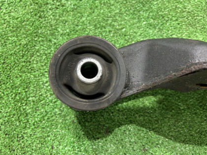 差速器支座 SUBARU LEGACY OEM 41310AE002 BE5 2002 EJ206 AT