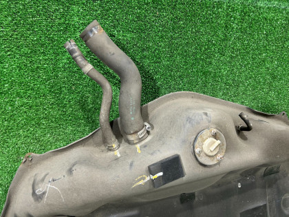 油箱 SUBARU LEGACY OEM 42012AE010 BE5 2002 EJ206 AT