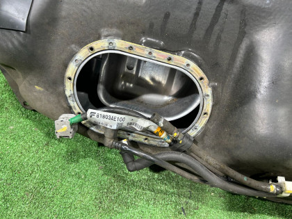 油箱 SUBARU LEGACY OEM 42012AE010 BE5 2002 EJ206 AT