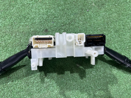 Steering column switch assembly SUBARU LEGACY OEM 83111AE010 BHE BH9 BH5 BE5 BE9 BEE 2002 EJ206 AT