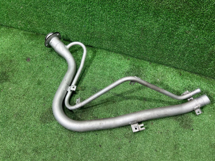 フューエルフィラーネック SUBARU LEGACY OEM 42066AE100 BE5 2002 SILVER 01G