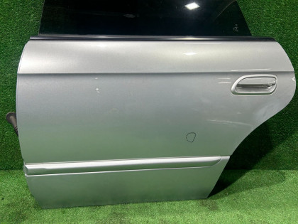 Porta traseira esquerda SUBARU LEGACY OEM 60400AE410 BE5 2002 SILVER 01G