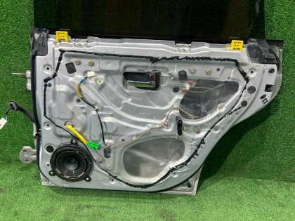 ประตูหลังขวา SUBARU LEGACY OEM 60400AE400 BE5 2002 SILVER 01G