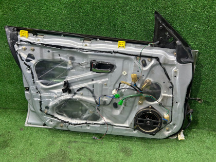 Puerta delantera izquierda SUBARU LEGACY OEM 60009AE010 BE5 2002 SILVER 01G