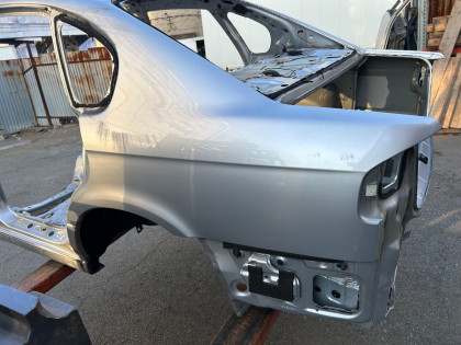 车身后段 Rear Cut SUBARU LEGACY OEM 51410AE001, 51410AE012 52401AE002 52122AE180 BE5 2002 SILVER 01G