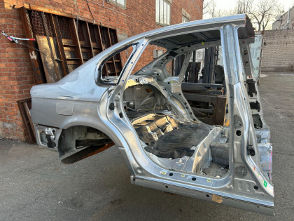 车身后段 Rear Cut SUBARU LEGACY OEM 51410AE001, 51410AE012 52401AE002 52122AE180 BE5 2002 SILVER 01G
