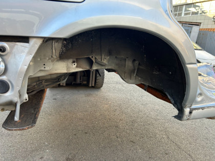 车身后段 Rear Cut SUBARU LEGACY OEM 51410AE001, 51410AE012 52401AE002 52122AE180 BE5 2002 SILVER 01G