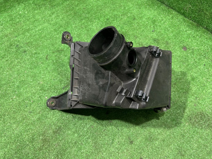 Корпус воздушного фильтра 46052FE000 46051AE000 SUBARU LEGACY