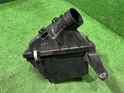 Корпус воздушного фильтра SUBARU LEGACY OEM 46052FE000 46051AE000 BE5 2002 EJ206 AT