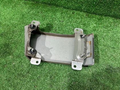右テールランプ下ガーニッシュ SUBARU LEGACY OEM 51473AE001 BE5 2002 SILVER 01G