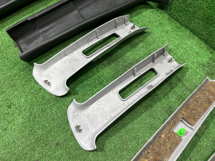ピラートリム SUBARU LEGACY OEM 94010AE000OB, 94010AE010OB, 94022AE020ML, 94022AE030ML BE5 2002 SILVER 01G