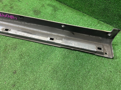 右サイドシル SUBARU LEGACY OEM 96051AE000TG BE5 2002 SILVER 01G