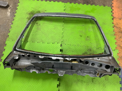 กรอบกระจกบังลมหน้า 53400AE001 51420AE000 SUBARU LEGACY