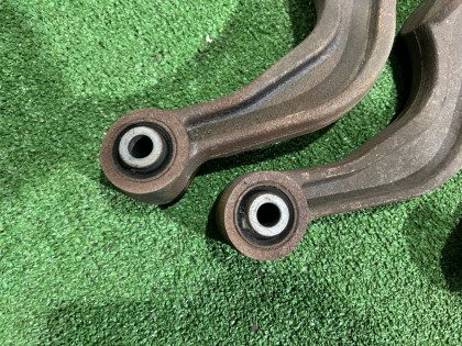 Brazos de suspensión traseros SUBARU LEGACY OEM 20250AE020 20250AE040 20250AE010 20250AE000 BE5 2002 EJ206 AT