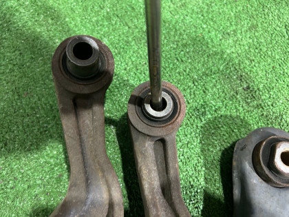 Brazos de suspensión traseros SUBARU LEGACY OEM 20250AE020 20250AE040 20250AE010 20250AE000 BE5 2002 EJ206 AT