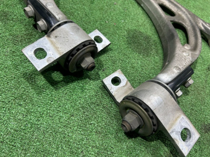 Front control arms SUBARU LEGACY OEM 20200FA071 20200FA061 BHE BH9 BH5 BE5 BE9 BEE 2002 EJ206 AT