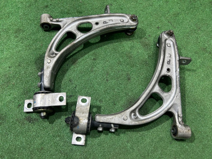 Front control arms SUBARU LEGACY OEM 20200FA071 20200FA061 BHE BH9 BH5 BE5 BE9 BEE 2002 EJ206 AT